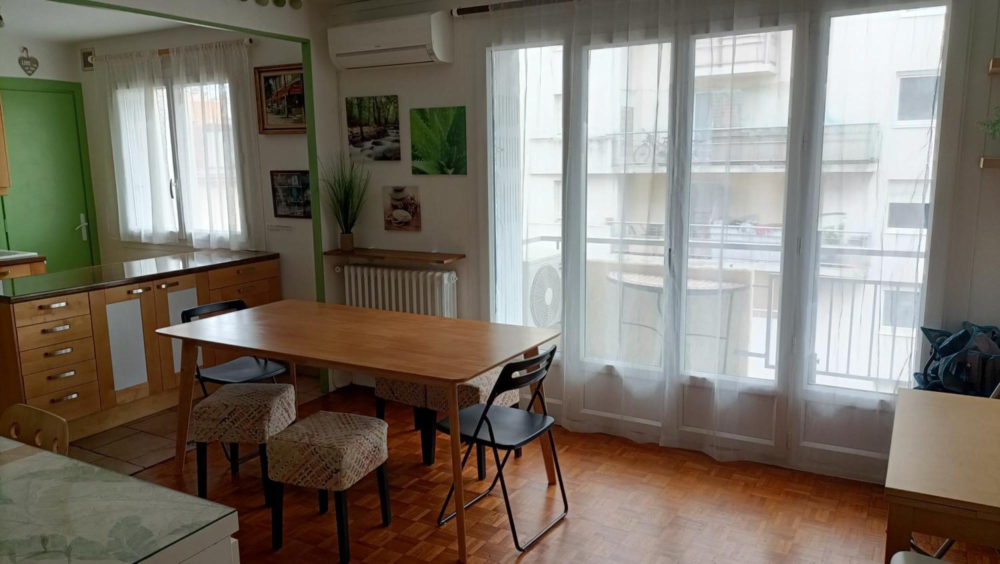 Charmant 3 Pieces 10 Min De Lyon Villeurbanne Luaran gambar